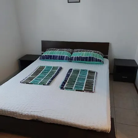 Danica Apartment Nin